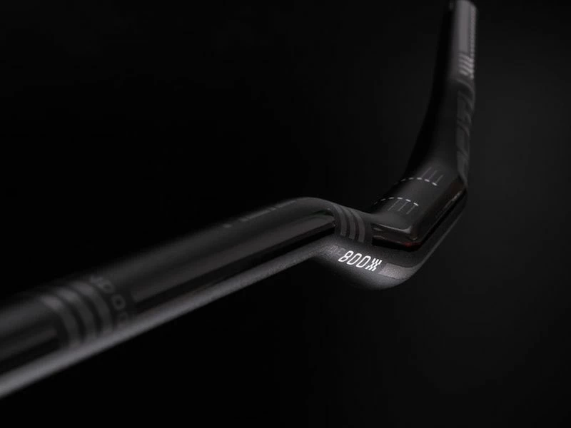 Deity Cintre BF800 Brendog Blanc 2021 5 Deity Cintre BF800 Brendog Blanc 2021 – Image 3