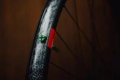 Peaty's Paire De Valves Tubeless PEATY'S 42 Mm Couleur Noir -VTT Soldes Boutique paire de valves tubeless peaty s 42 mm 3